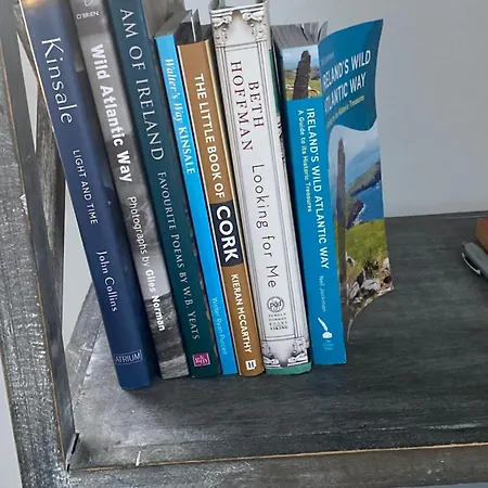 Apartman Ringrone 1st Floor Apartment, With Step Access Only *