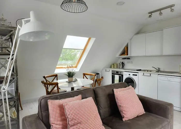 Ringrone 1st Floor Apartment, With Step Access Only Appartement Kinsale