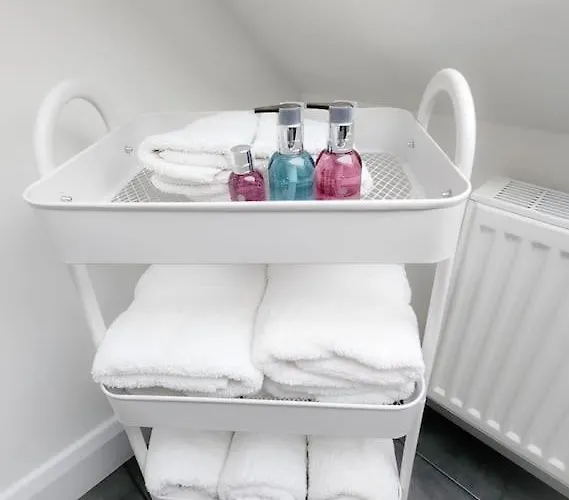 Ringrone 1st Floor Apartment, With Step Access Only *